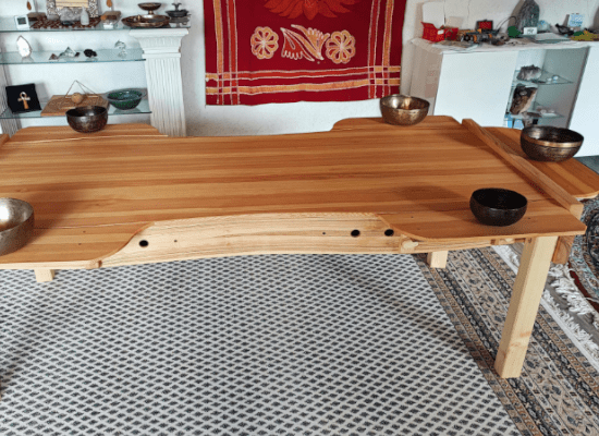 Dies ist eine Klangliege, die Andreas auch gebaut hat;  meine sieht ein bisschen anders aus.